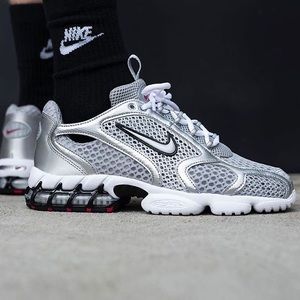Nike Air Zoom Spiridon
Cage 2 Metallic Silver (W)